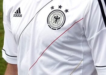 fussballbekleidung-nationalmanschaft