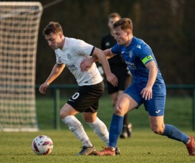 enge Deckung im Fußball